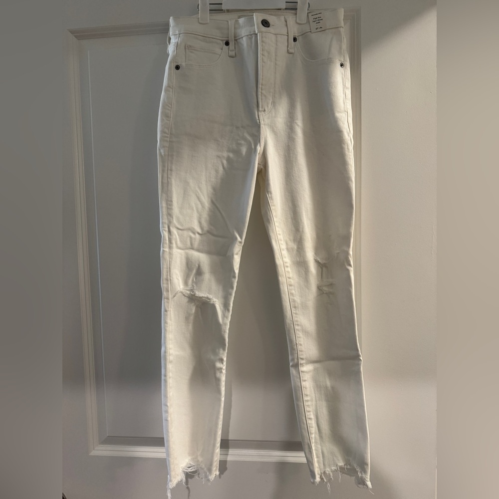 Abercrombie & Fitch White high rise super skinny ankle Distressed Jeans